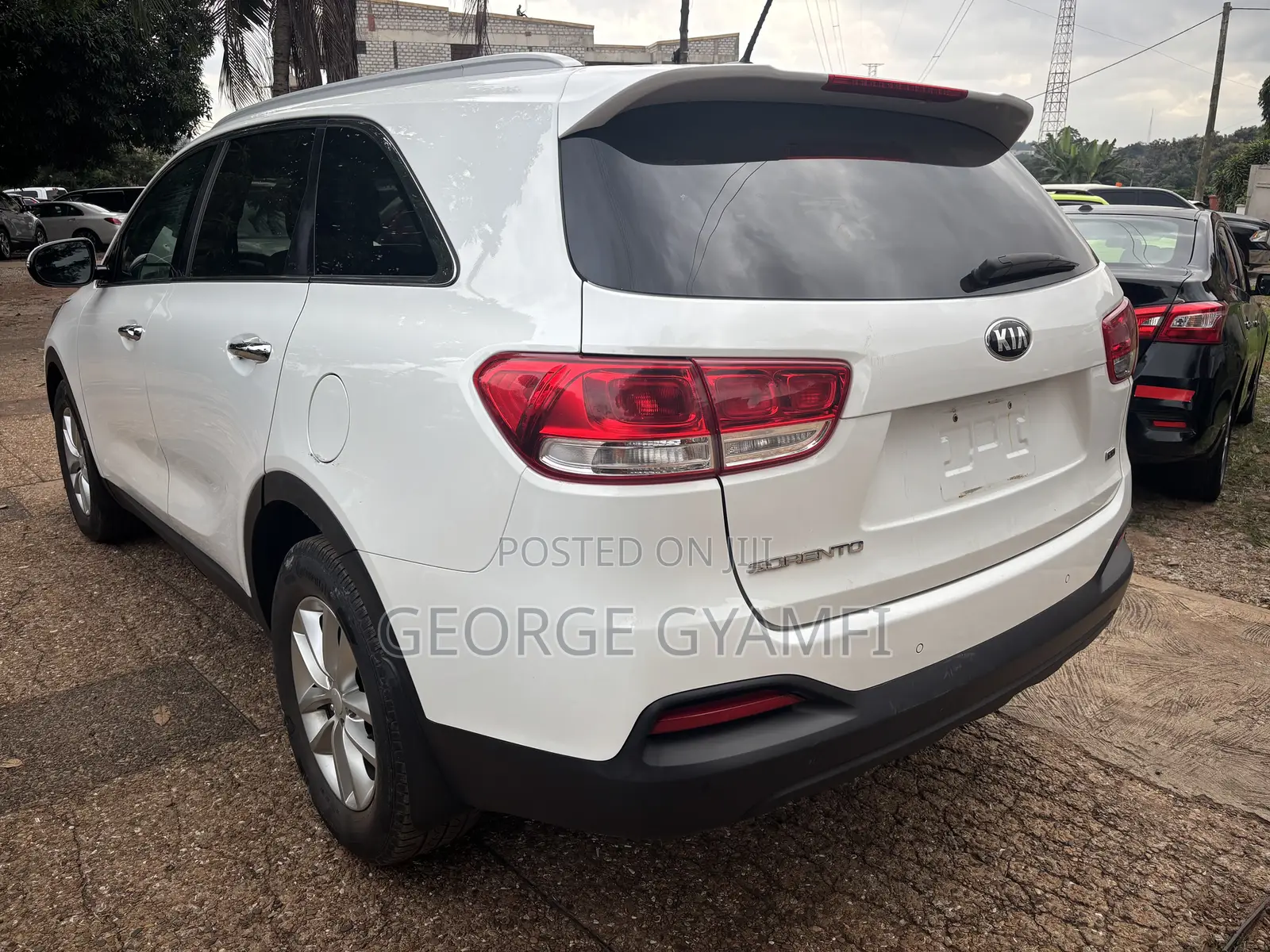 Kia Sorento 2.4L LX AWD 2017 White