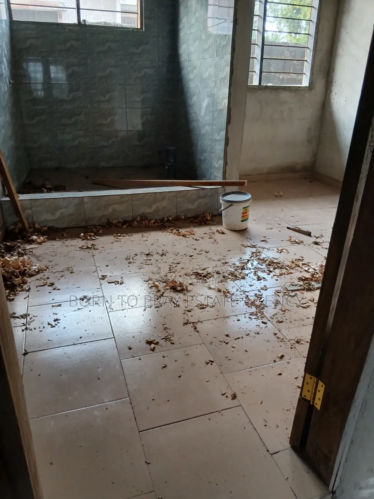 1bdrm Apartment in Born To Pray Estate, Ejisu-Juaben Municipal for rent