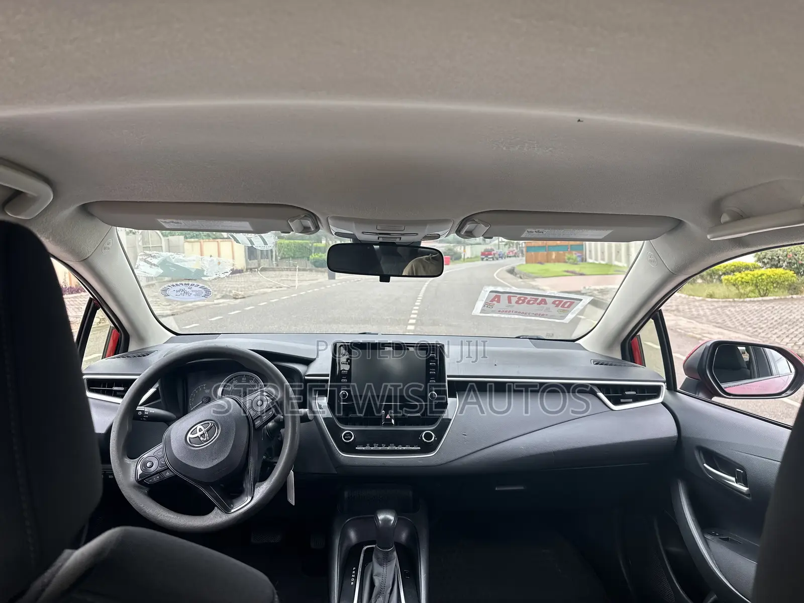 Toyota Corolla LE 2020 Red