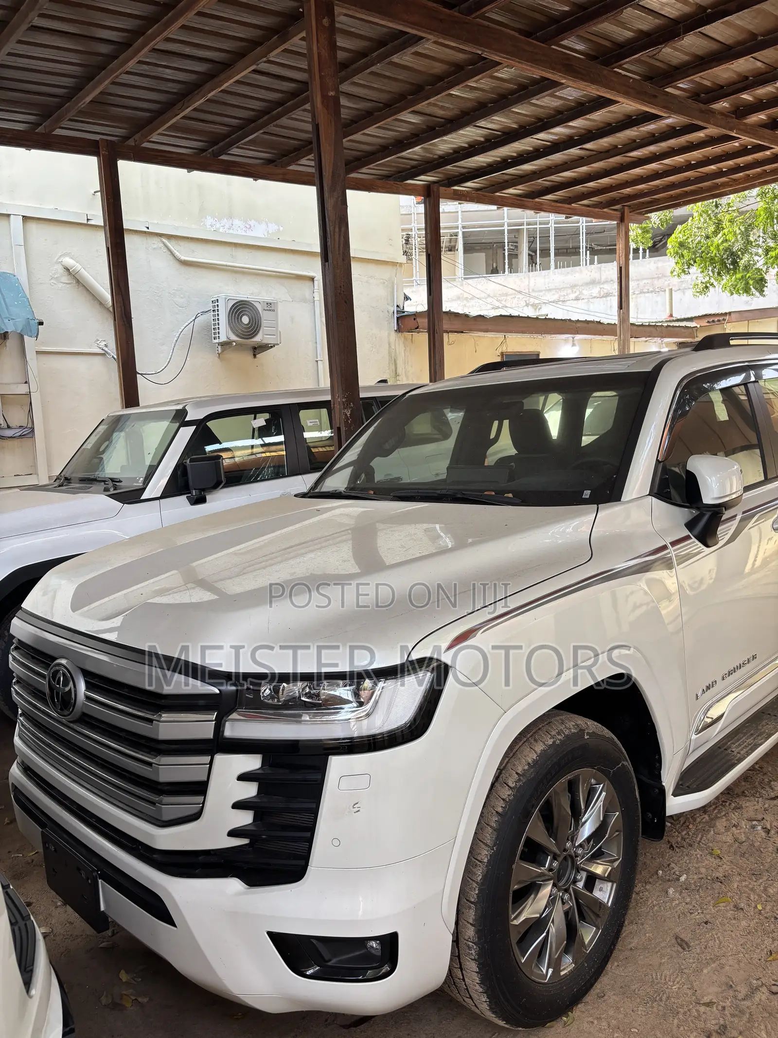 New Toyota Land Cruiser LC300 2024 White