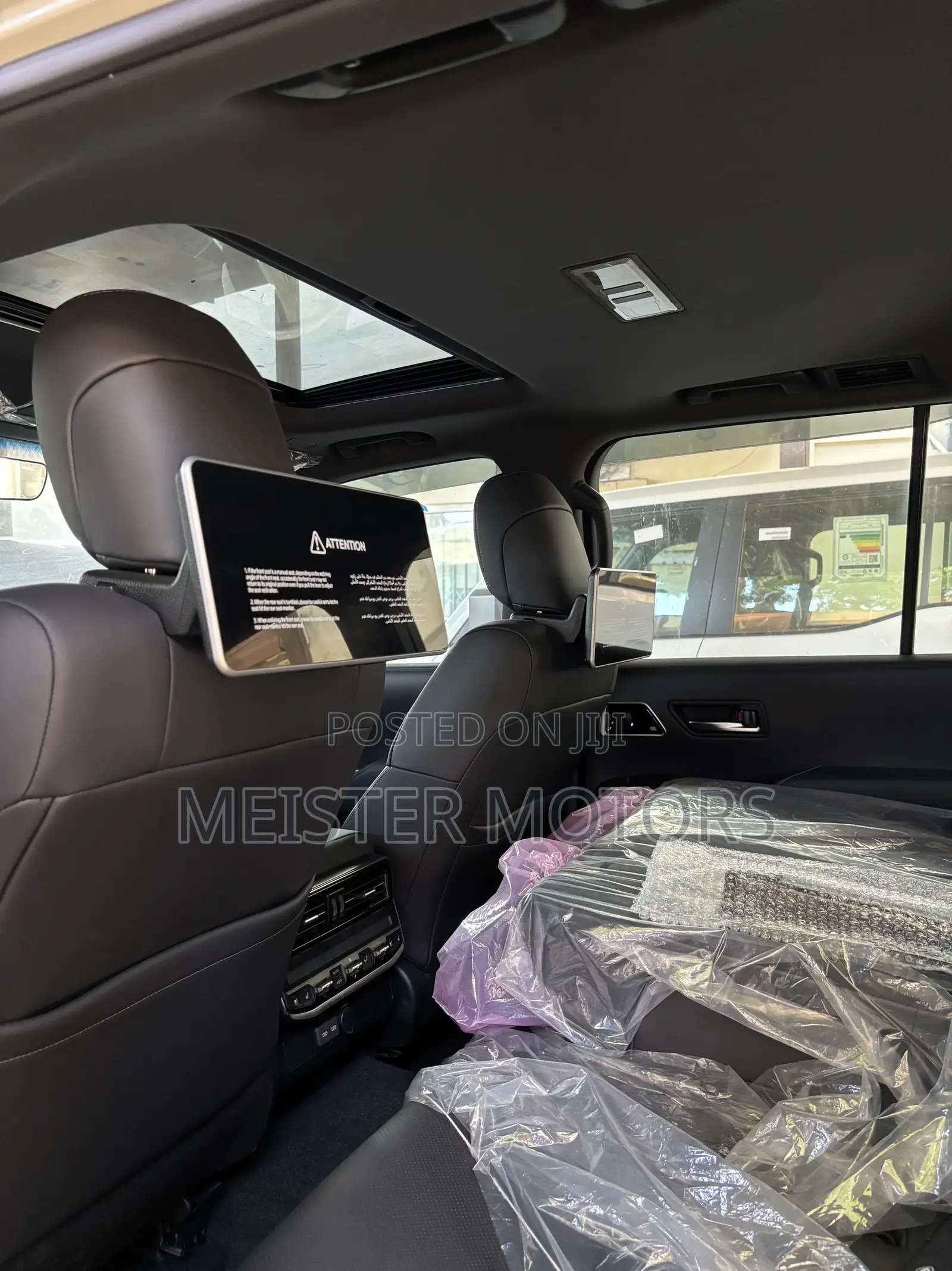 New Toyota Land Cruiser LC300 2024 White