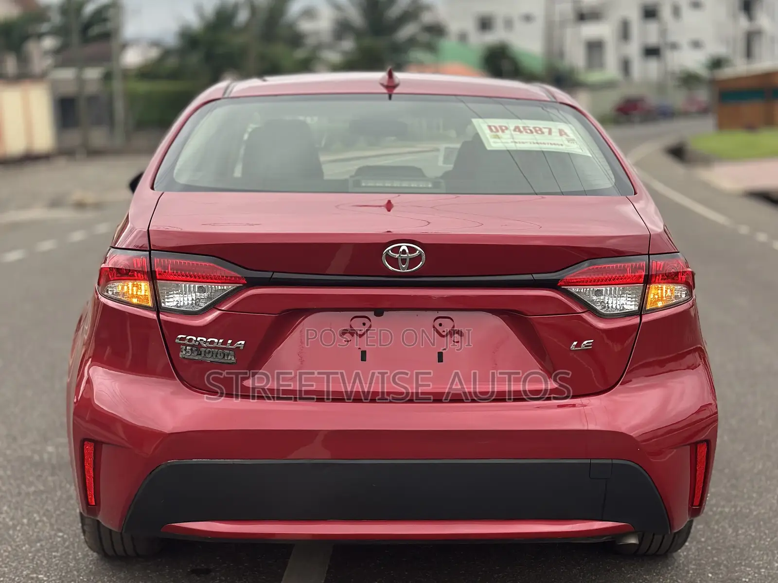 Toyota Corolla LE 2020 Red