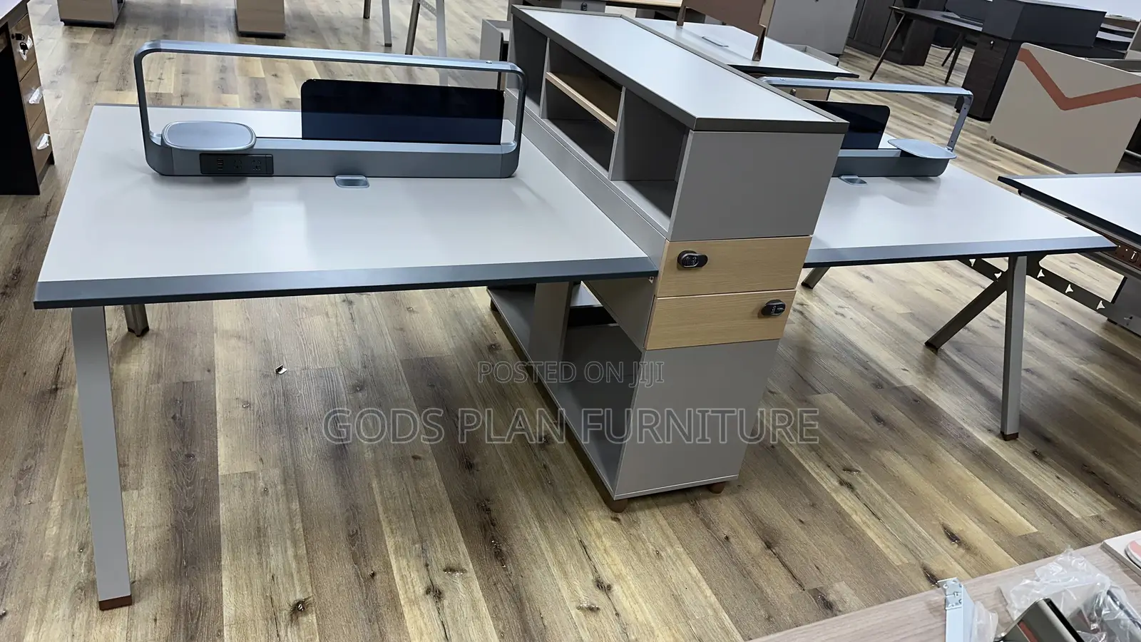 Workstation ( 5018B - 4)