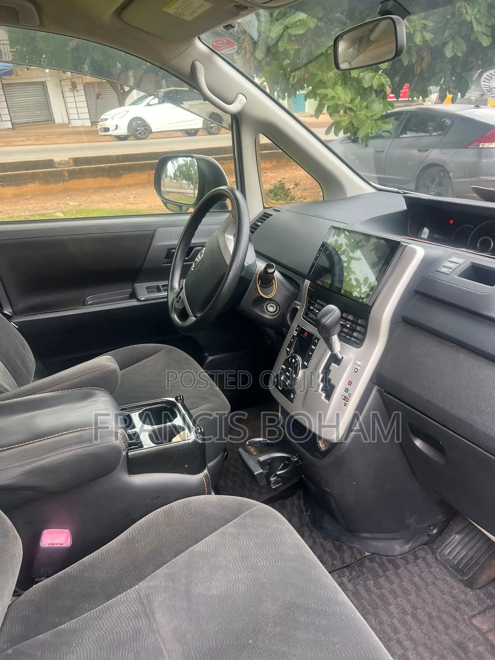 Toyota TownAce 2013 Silver