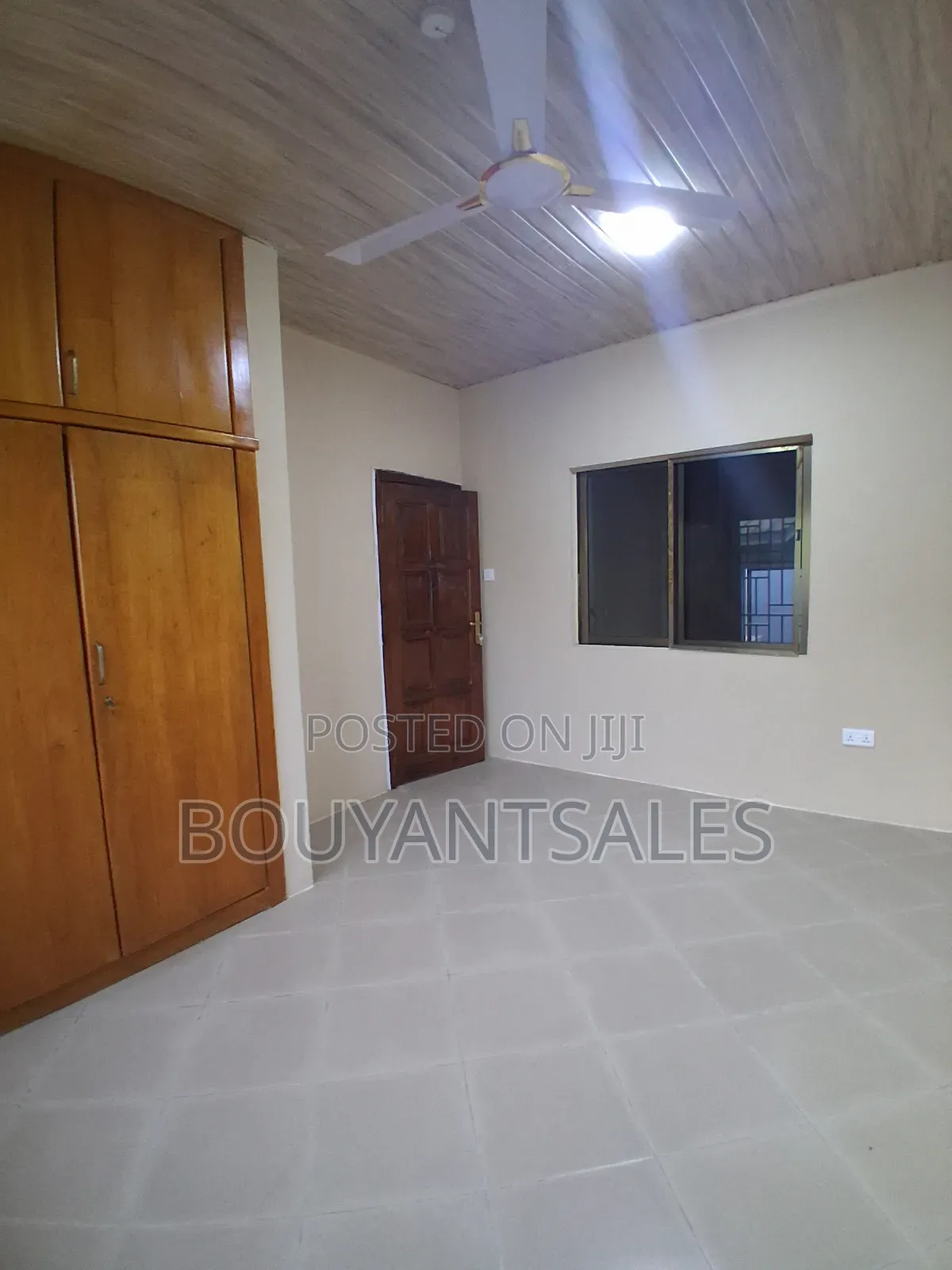 3bdrm House in Ashongman Estate, Police Station for rent