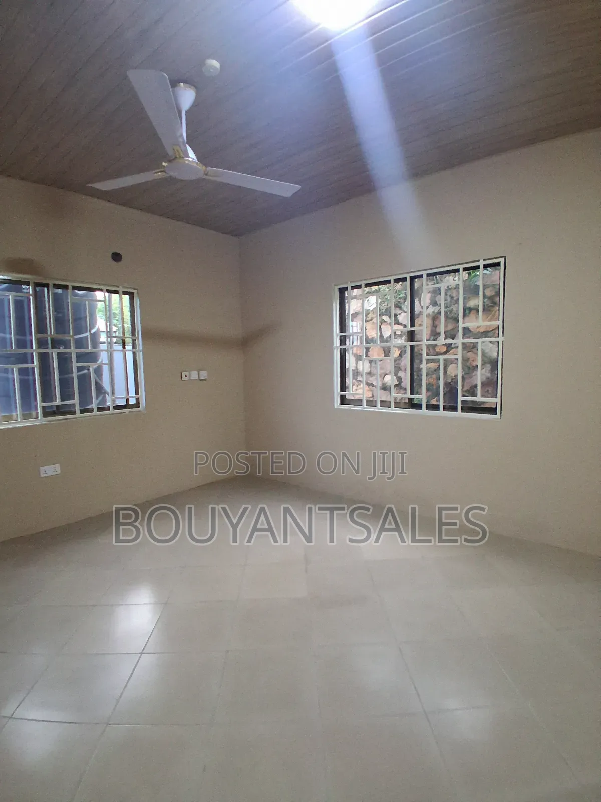 3bdrm House in Ashongman Estate, Police Station for rent