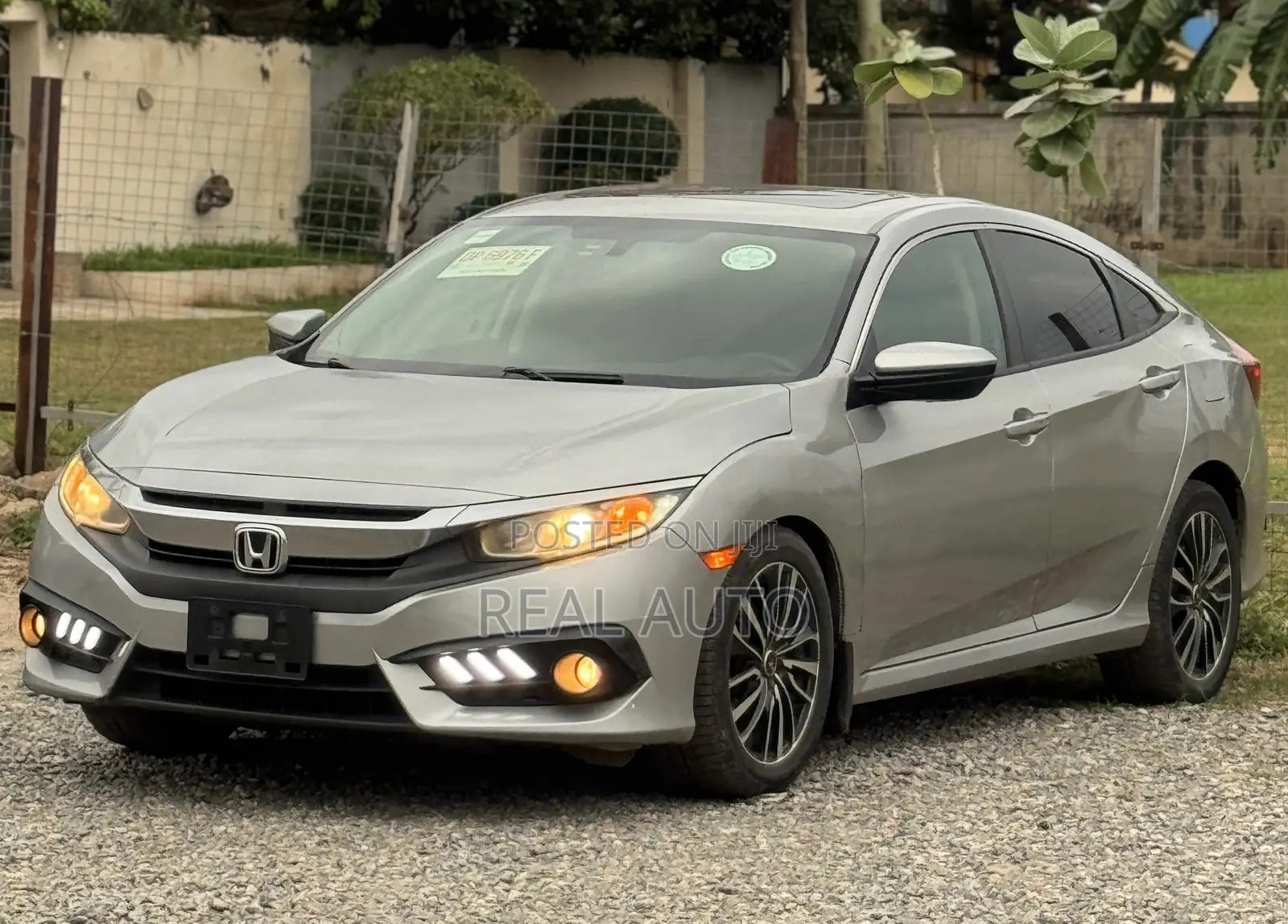 Honda Civic EX 4dr Sedan (2.0L 4cyl) 2017 Silver