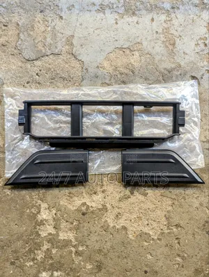 Front Bumper Grille Panel Trim Ford F150 21- 24