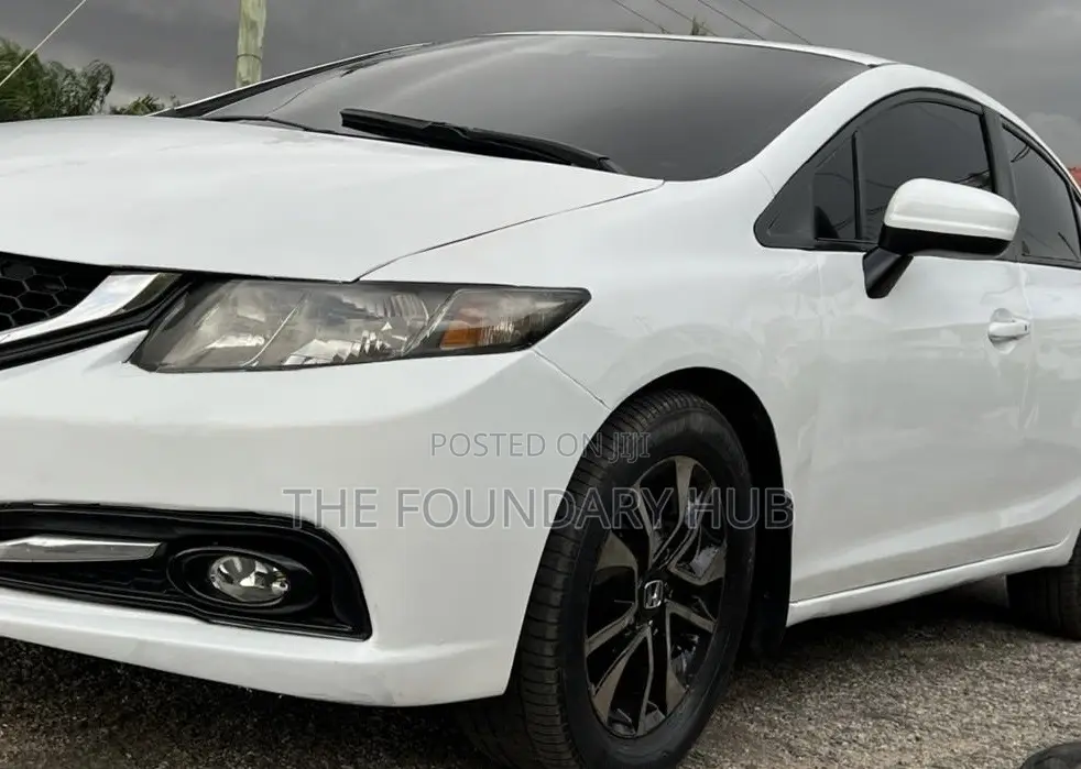 Honda Civic EX-L w/Navigation 4dr Sedan (1.8L 4cyl CVT) 2015 White