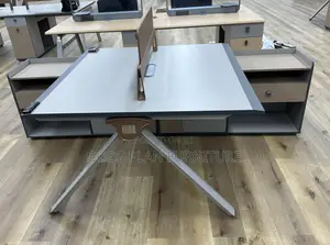 Workstation (29a2-2)