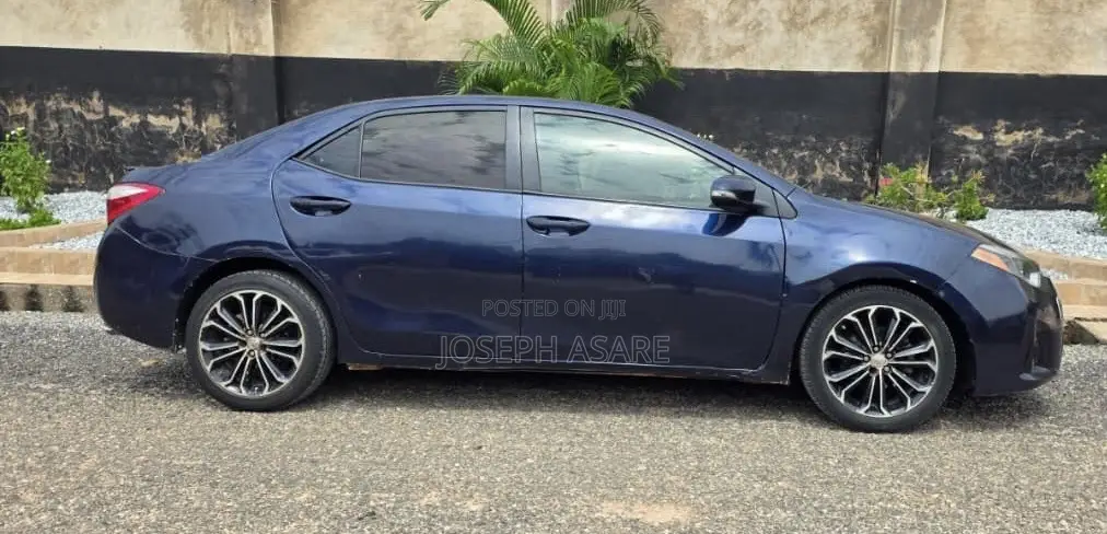 Toyota Corolla 2014
