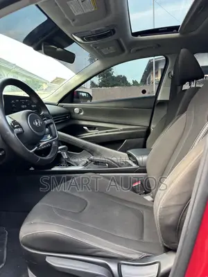 Hyundai Elantra SE 2022 Red