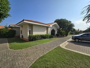 3bdrm Townhouse/Terrace in Regimanuel Golden for sale