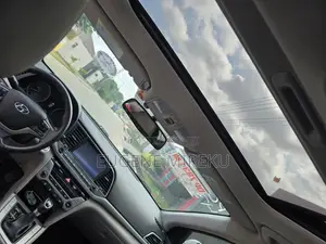 Hyundai Elantra 2017 Silver