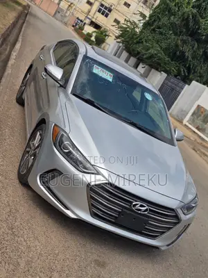 Hyundai Elantra 2017 Silver
