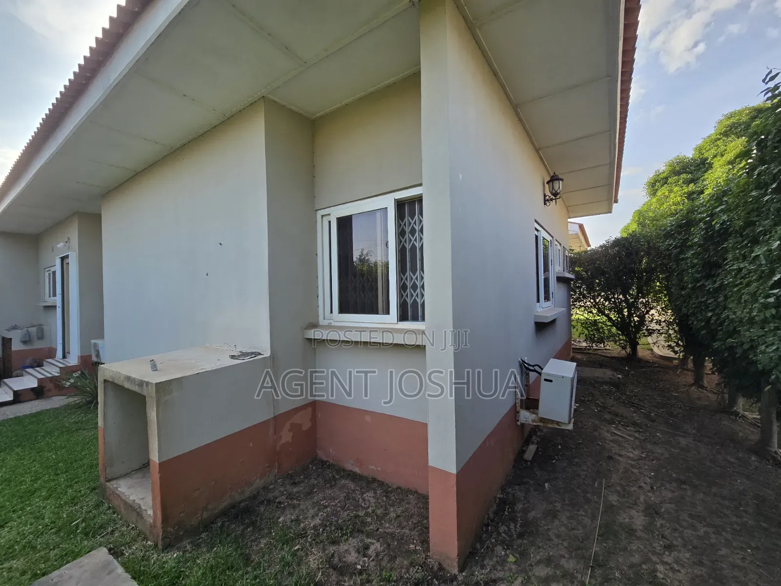 3bdrm Townhouse/Terrace in Regimanuel Golden for sale