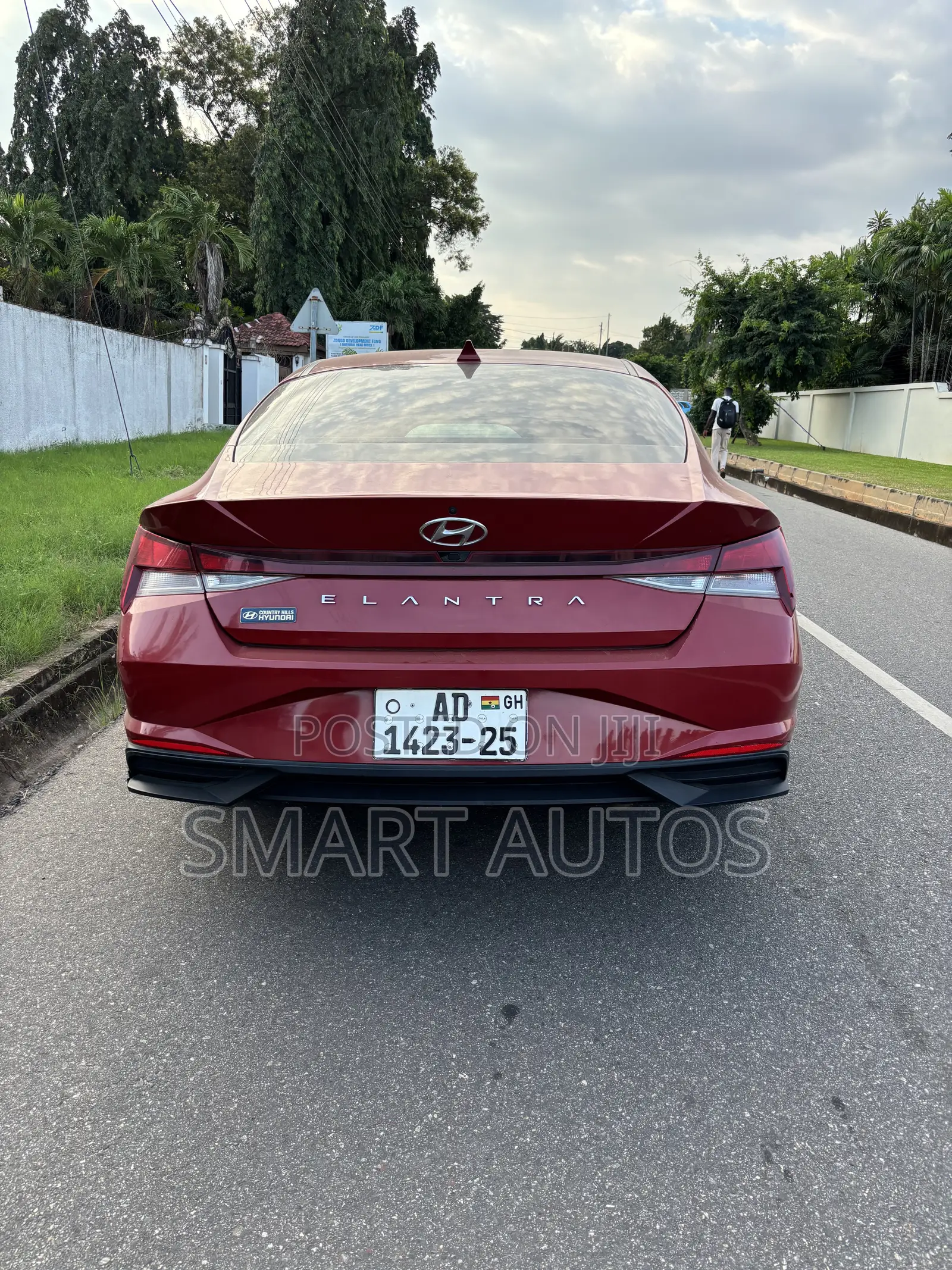 Hyundai Elantra SE 2022 Red