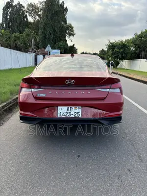 Hyundai Elantra SE 2022 Red