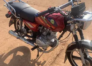 Royal RY125 2025 Red