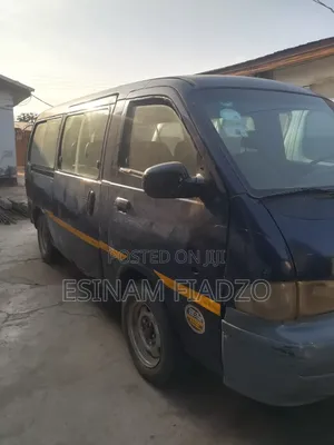 Kia Pregio 2000 Blue