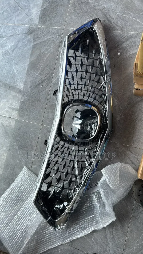 Acura RDX 19-24 Front Bumper Upper Grille