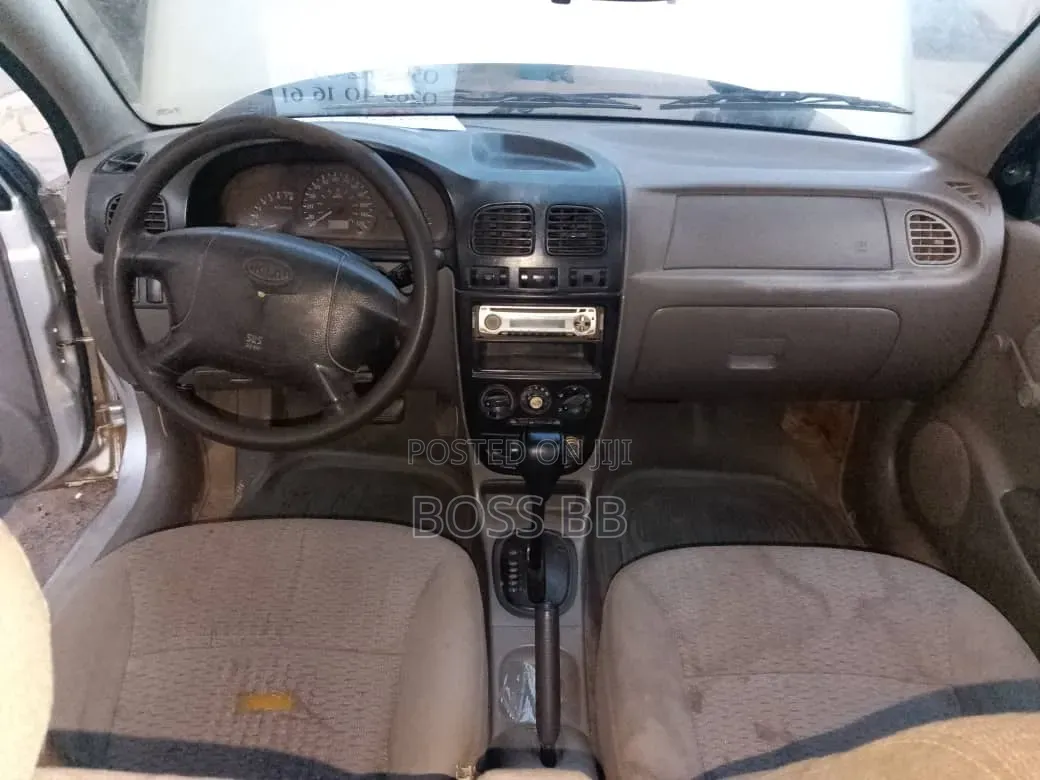 Daewoo Nubira 2002 Silver