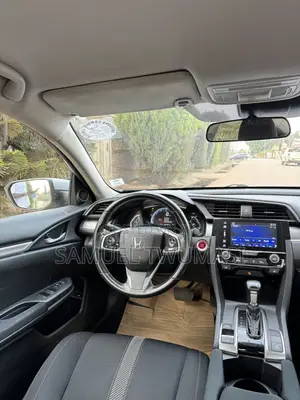 Honda Civic EX Sedan 2018 Gray