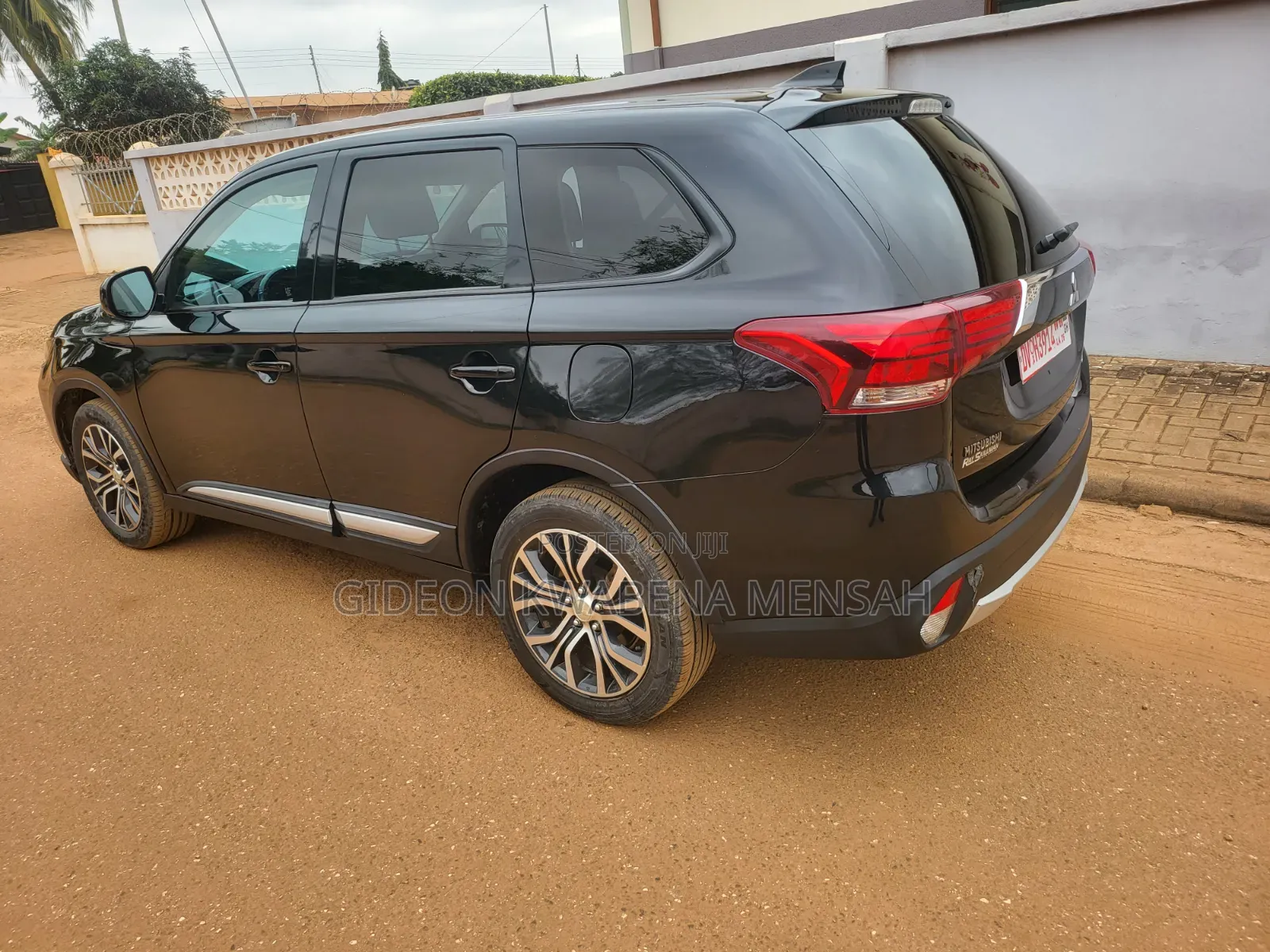 Mitsubishi Outlander 2018 Black