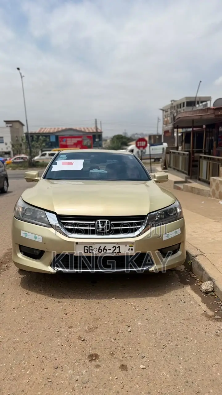 Honda Accord LX 4dr Sedan FWD (2.4L 4cyl 2A) 2013