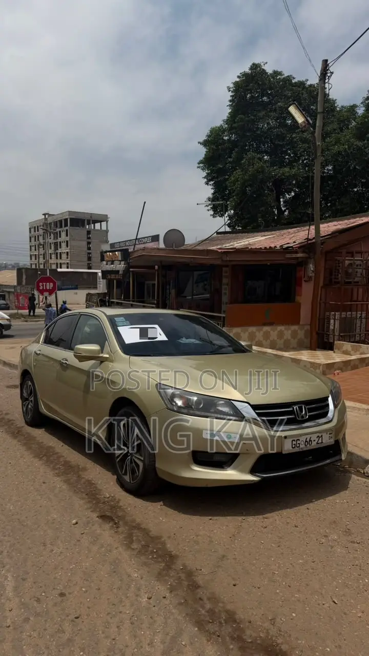 Honda Accord LX 4dr Sedan FWD (2.4L 4cyl 2A) 2013