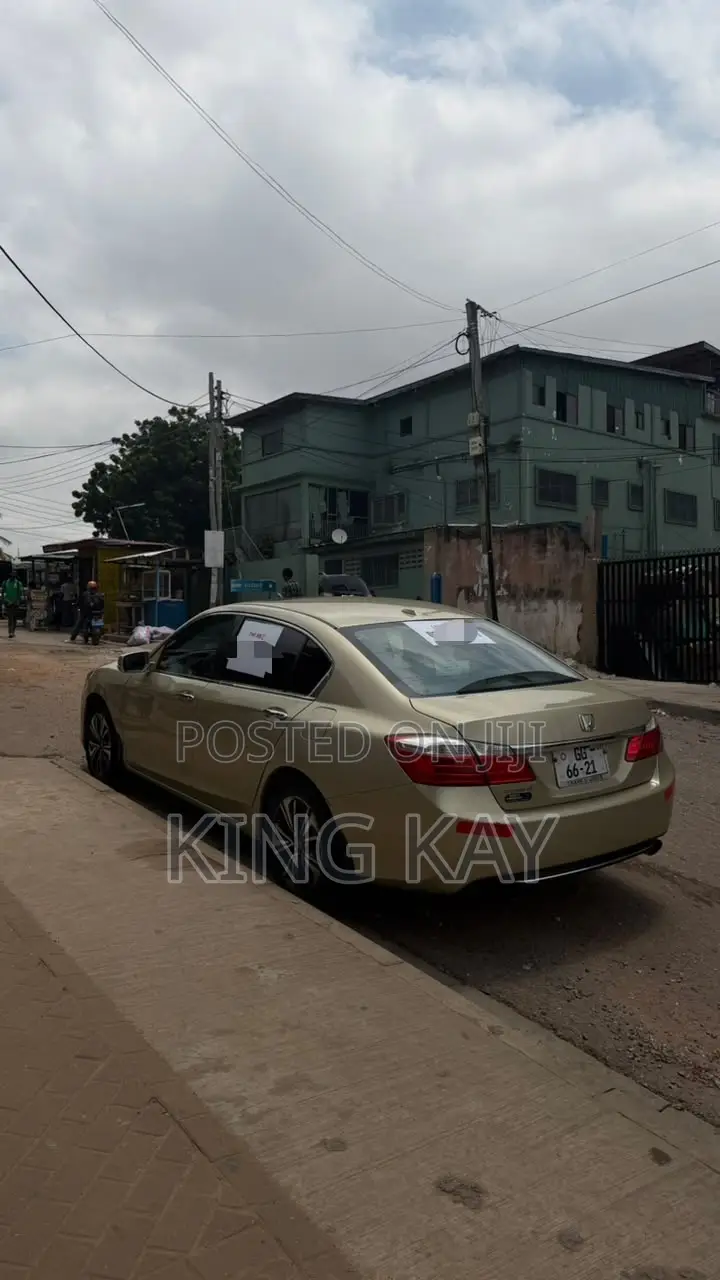 Honda Accord LX 4dr Sedan FWD (2.4L 4cyl 2A) 2013
