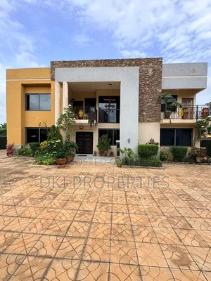 5bdrm House in Dki Properties, Community 25 for sale