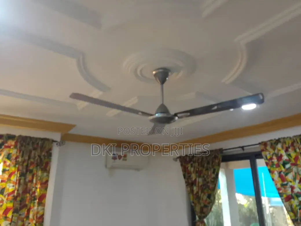5bdrm House in Dki Properties, Community 25 for sale