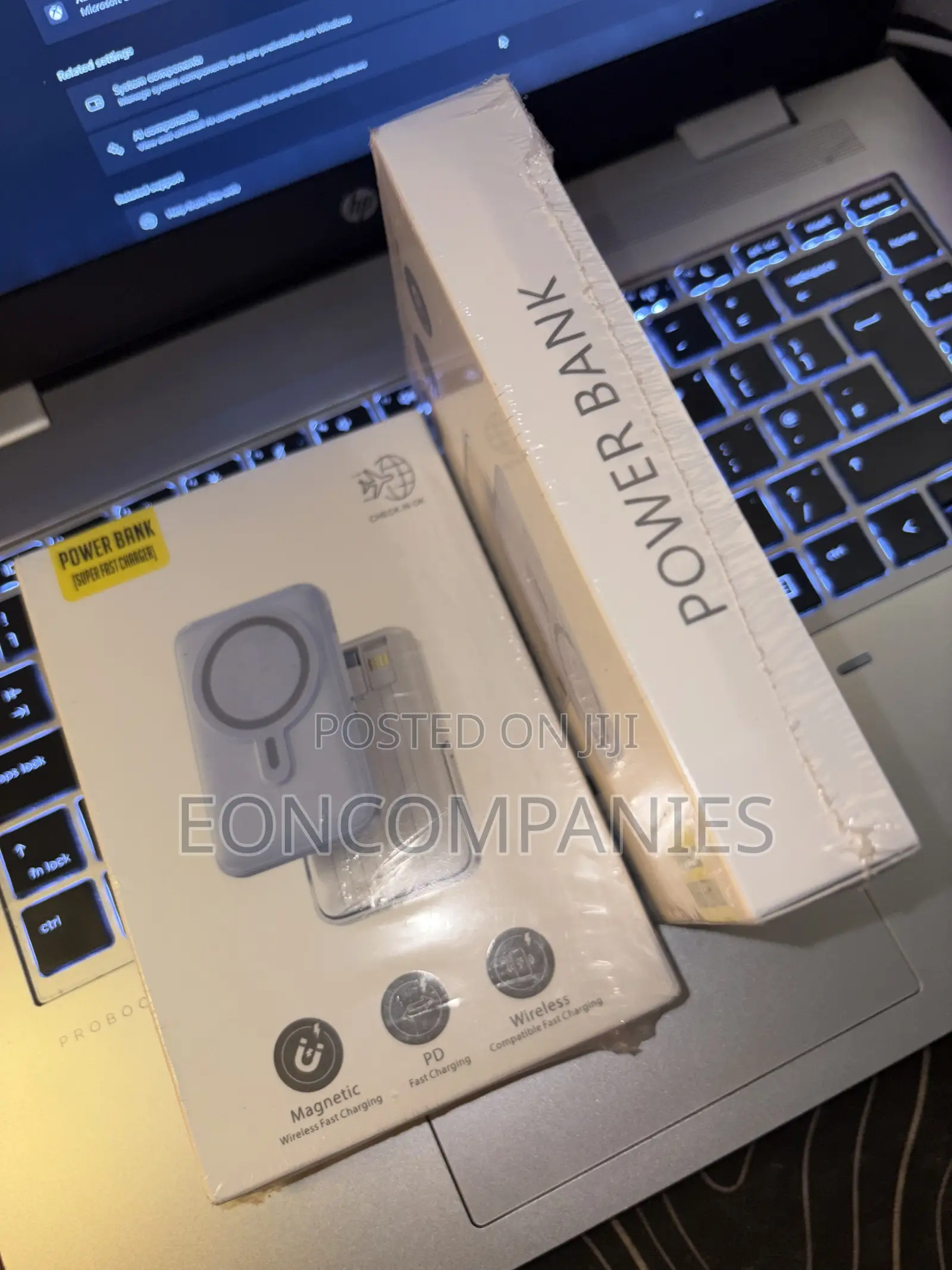 Magnetic Wireless Power Bank With Fast-Charging Support