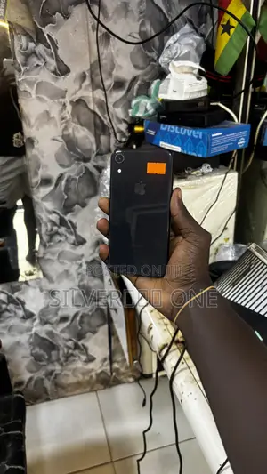 Apple iPhone XR 64 GB Black
