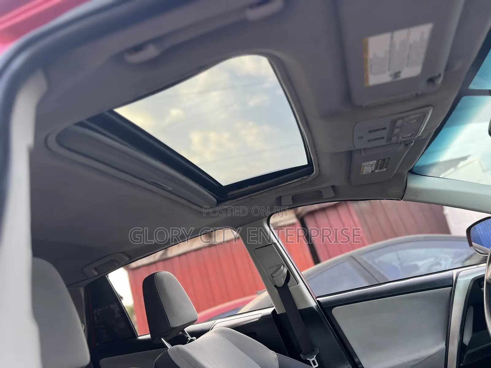 Toyota RAV4 XLE 4dr SUV (2.5L 4cyl 6A) 2015 Burgundy