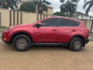 Toyota RAV4 XLE 4dr SUV (2.5L 4cyl 6A) 2015 Burgundy