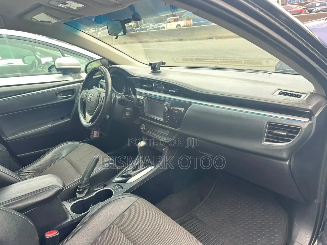 Toyota Corolla 2016 Black