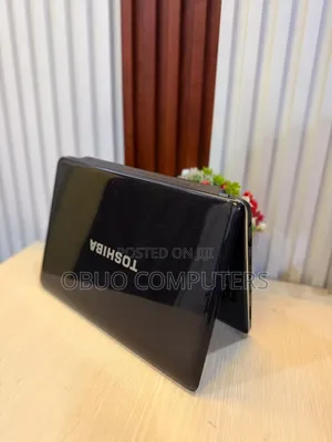 Laptop Toshiba Satellite Pro A300 4GB Intel HDD 128GB