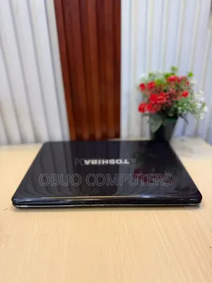 Laptop Toshiba Satellite Pro A300 4GB Intel HDD 128GB