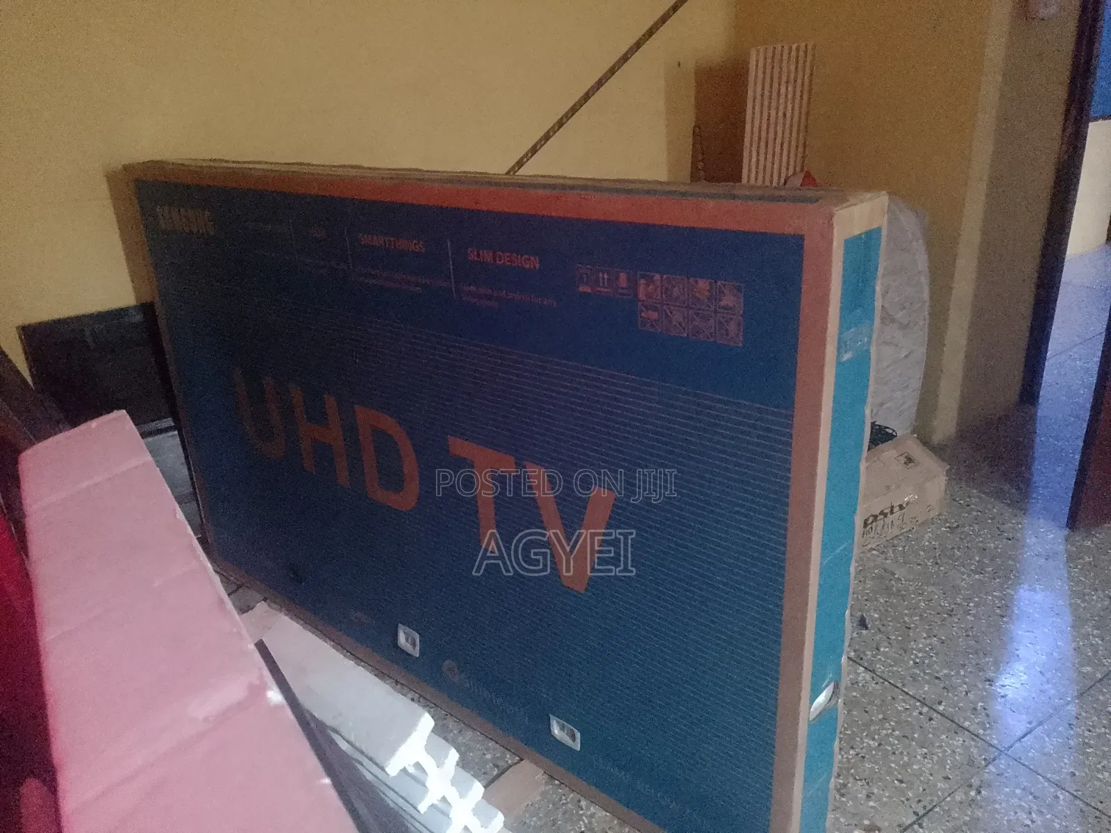 Samsung TV 100 Inches Crystal UHD Smart 