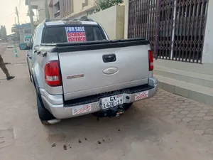 Ford Explorer Sport Trac 2009 Gray