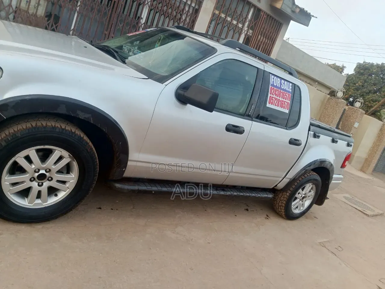 Ford Explorer Sport Trac 2009 Gray
