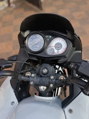 Honda CB 2014 White