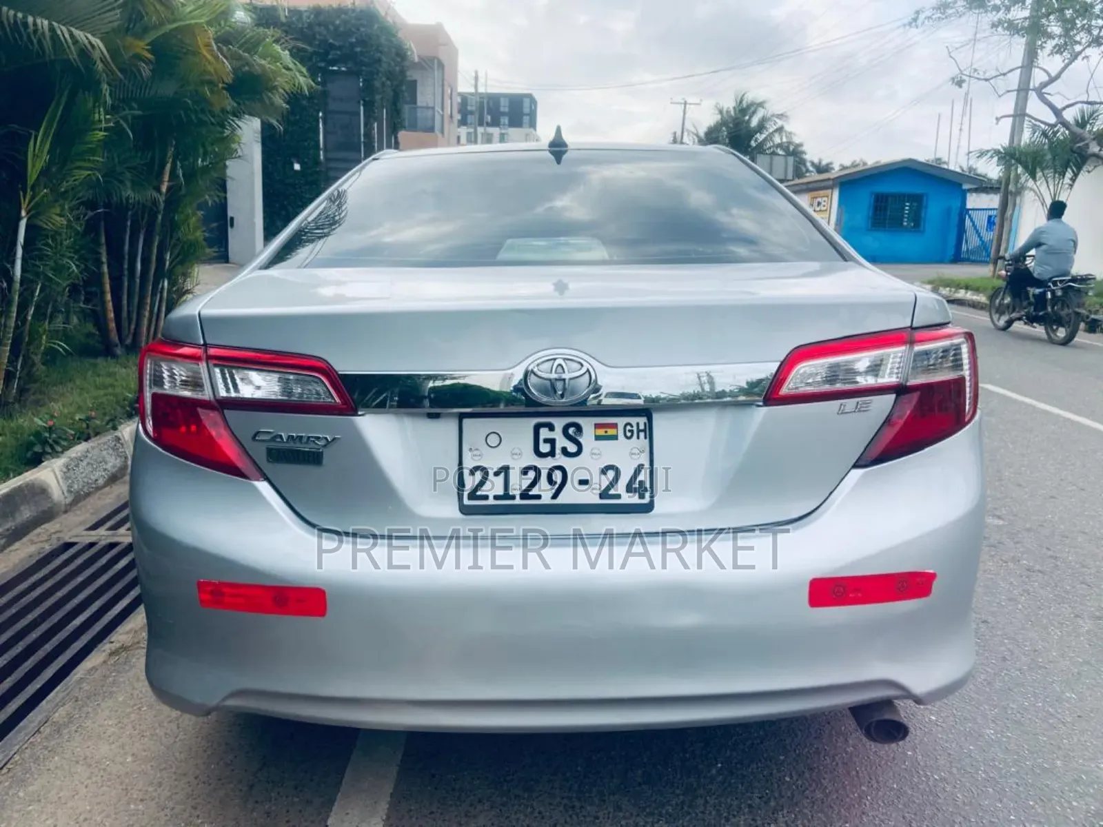 Toyota Camry L 4dr Sedan (2.5L 4cyl 6A) 2014 Silver