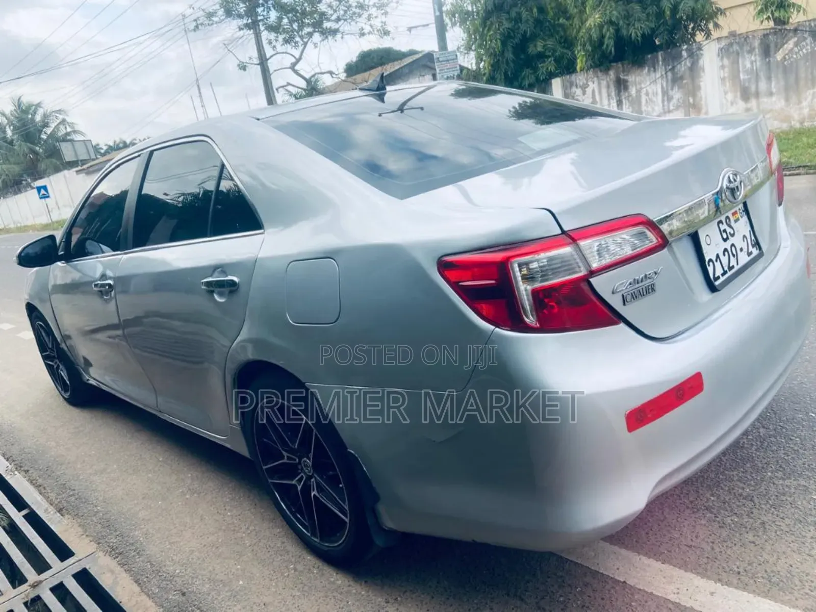 Toyota Camry L 4dr Sedan (2.5L 4cyl 6A) 2014 Silver