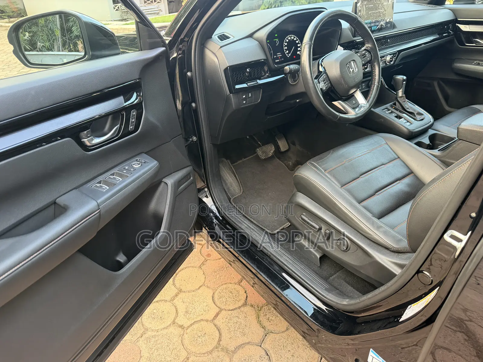 Honda CR-V Hybrid Sport Touring AWD 2025 Black