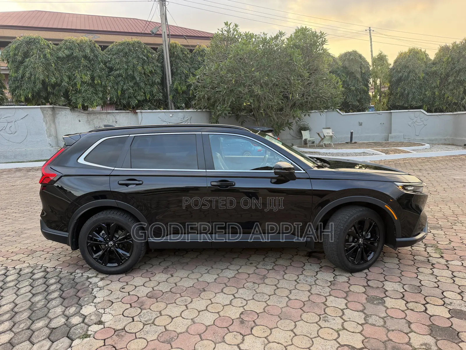 Honda CR-V Hybrid Sport Touring AWD 2025 Black