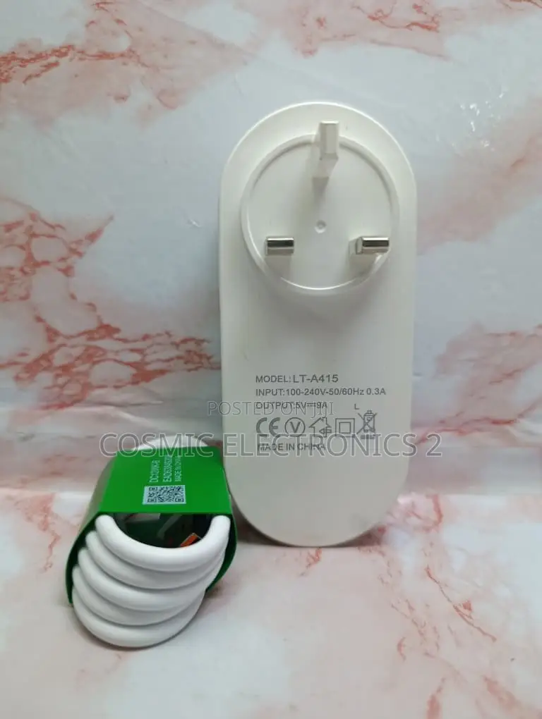 CharGifast LT-T2028 3-Port USB Fast Charging Socket