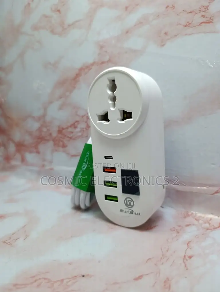 CharGifast LT-T2028 3-Port USB Fast Charging Socket